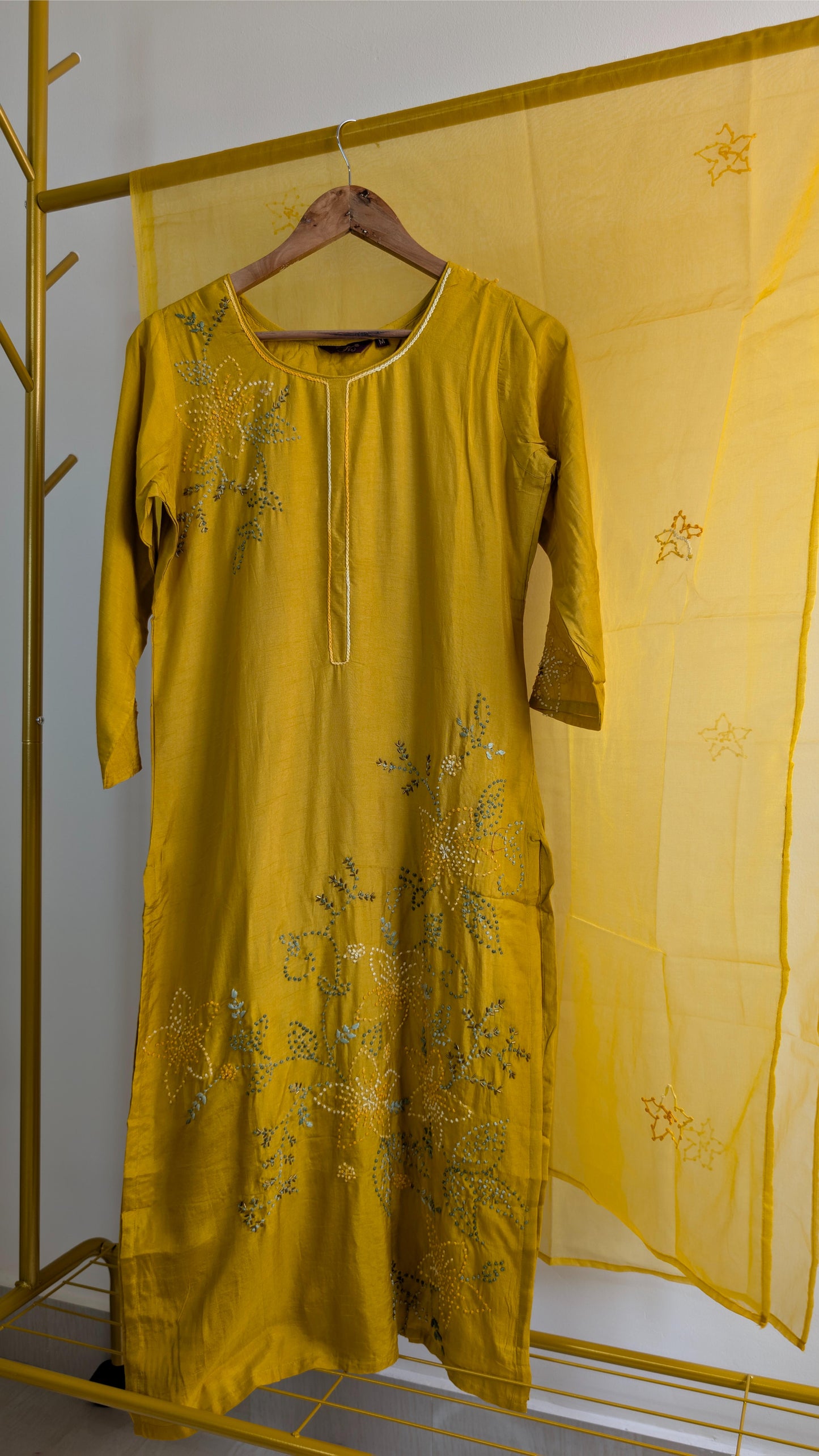 Cotton-Silk 3-Piece Kurti Set with Delicate Floral Handwork (AC00006)