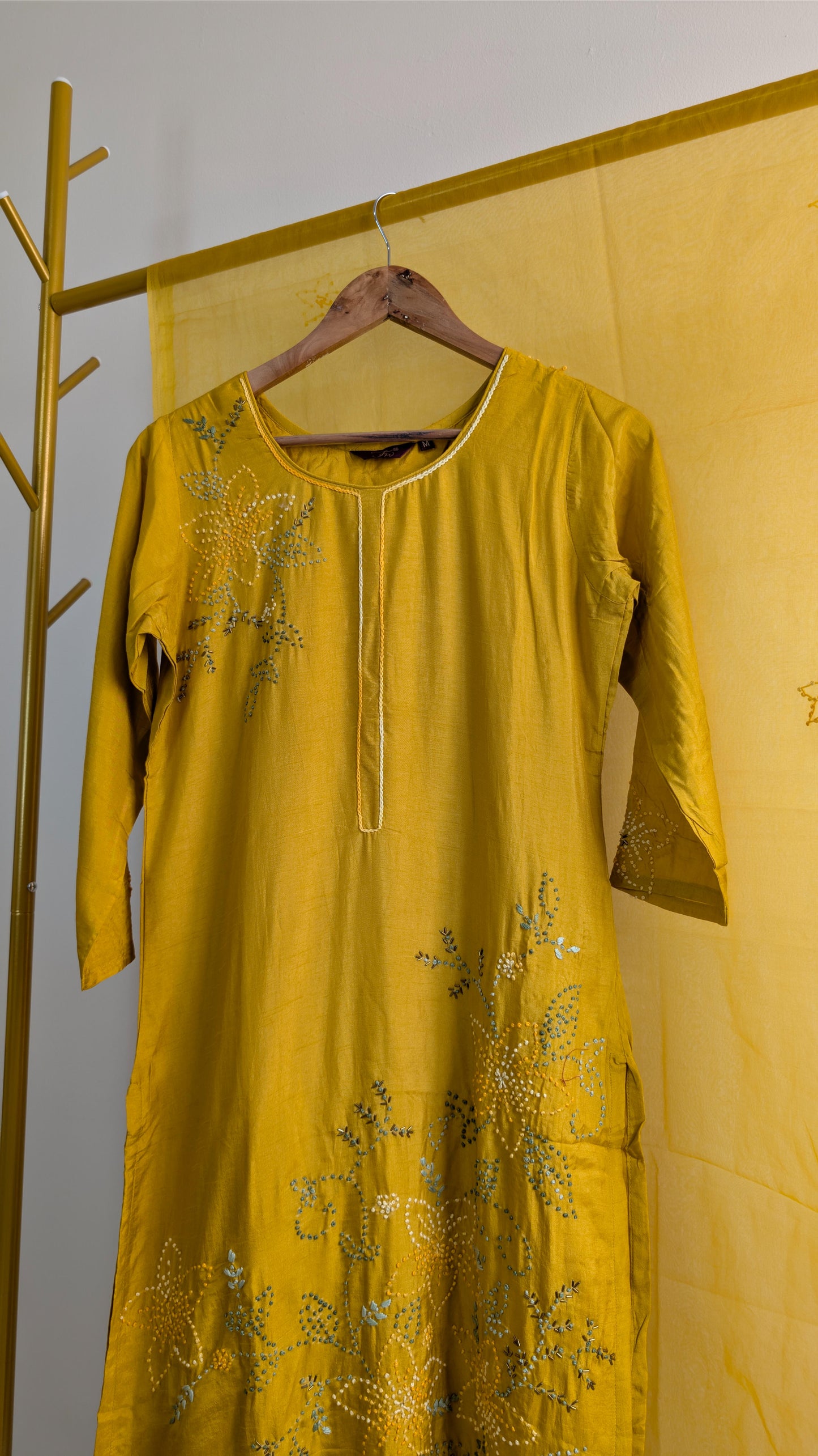 Cotton-Silk 3-Piece Kurti Set with Delicate Floral Handwork (AC00006)