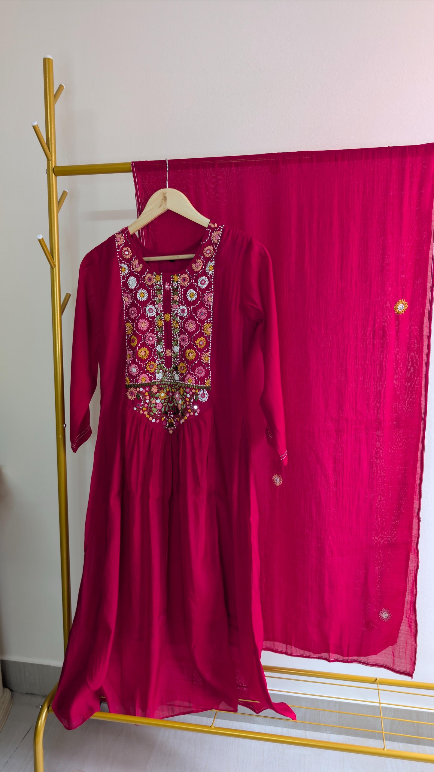 Premium Mul Chanderi 3-Piece Kurti Set with Elegant Thread Work (AC00017-1)