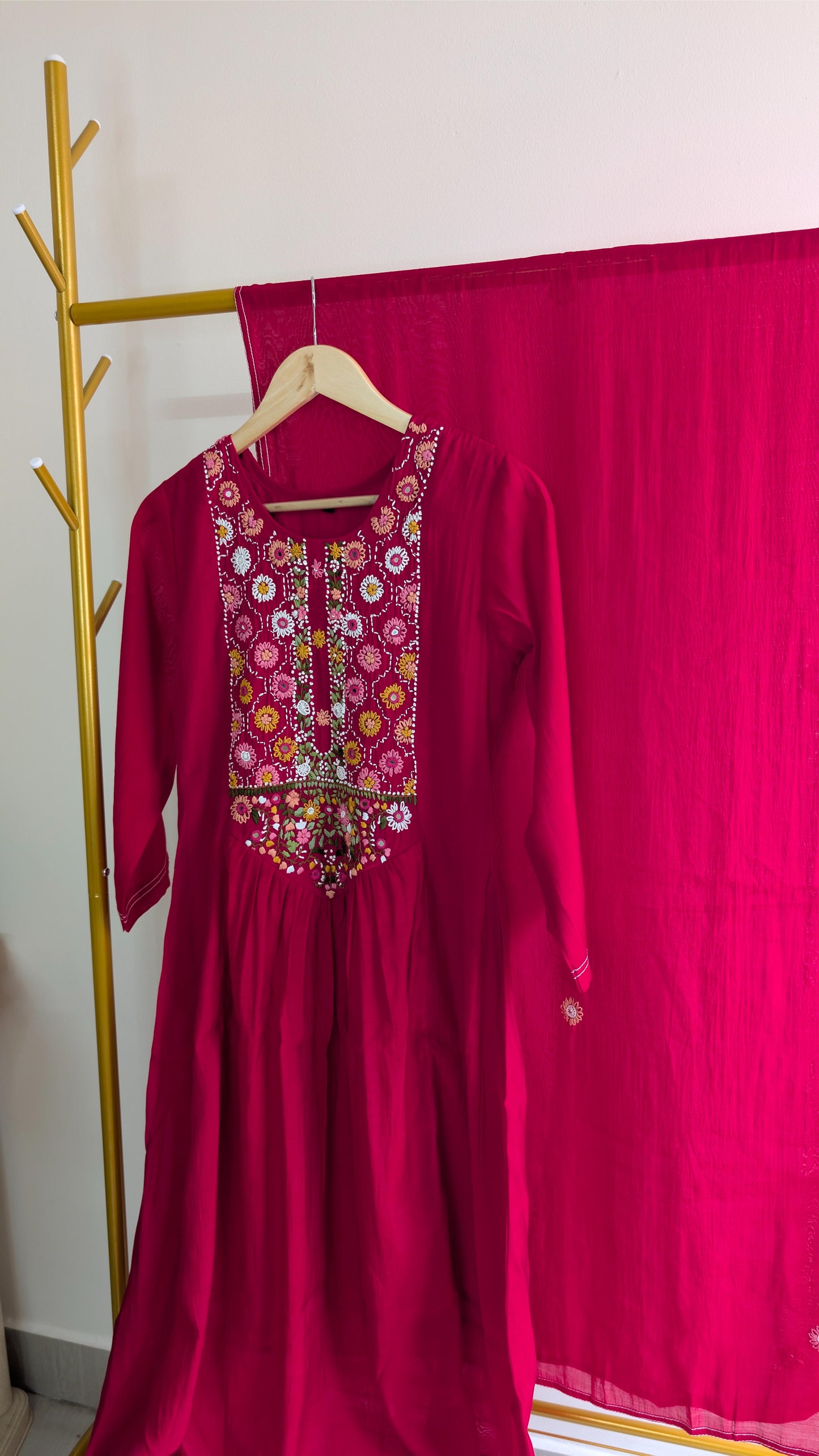 Premium Mul Chanderi 3-Piece Kurti Set with Elegant Thread Work (AC00017-1)