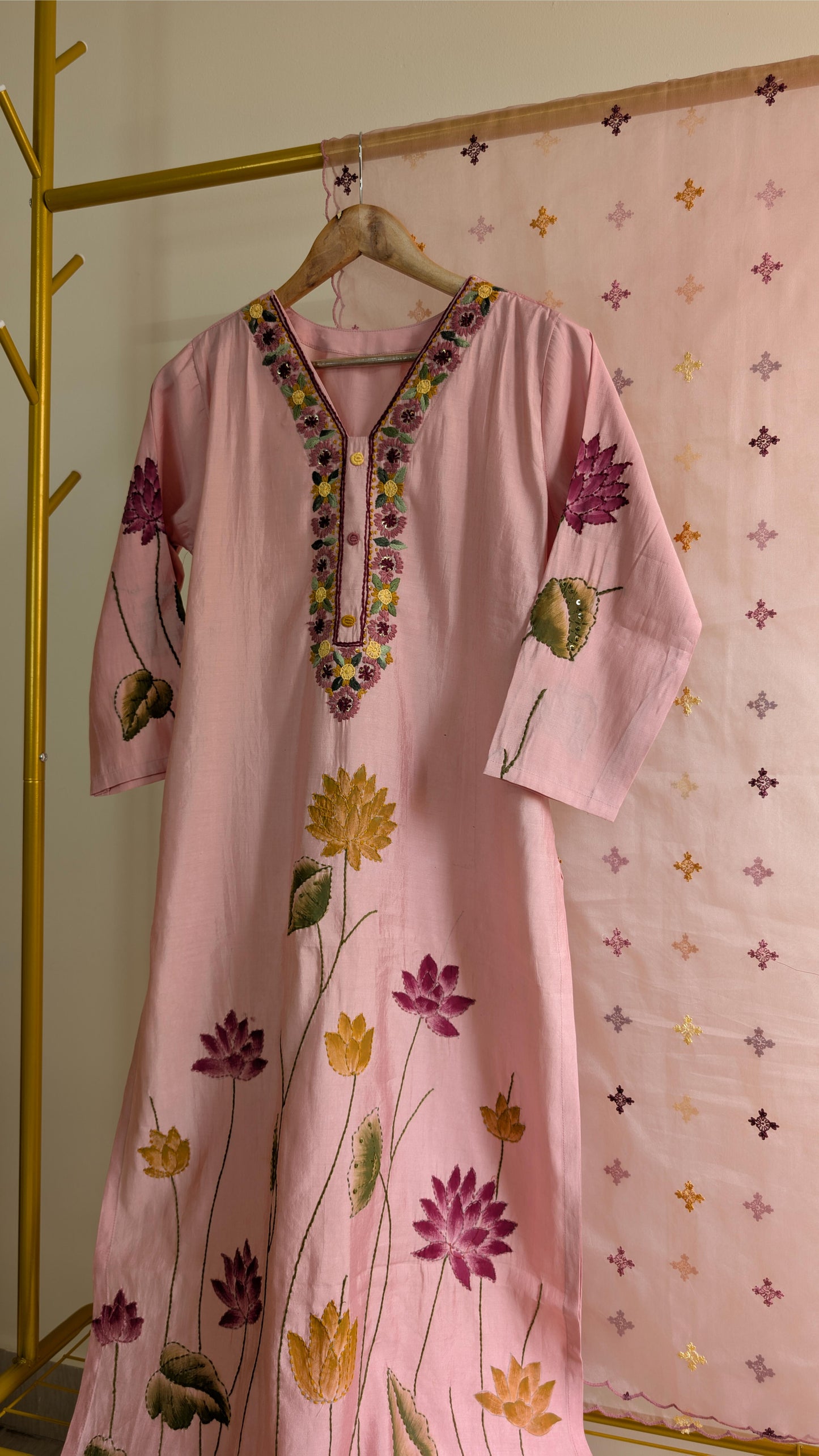 Blush Pink Silk Blend Kurti Set with Hand Embroidery & Organza Dupatta (AC00015)