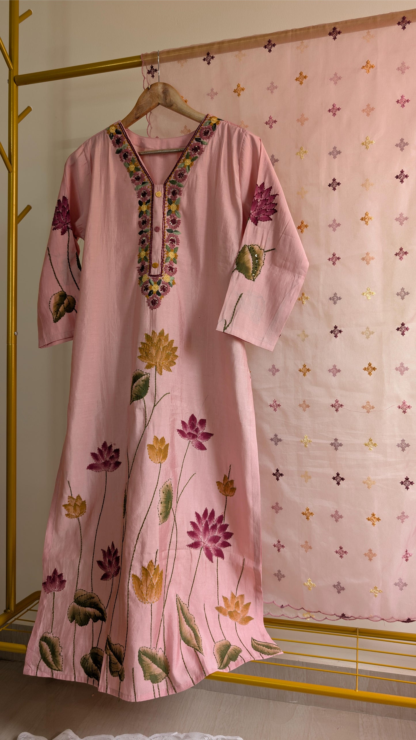 Blush Pink Silk Blend Kurti Set with Hand Embroidery & Organza Dupatta (AC00015)