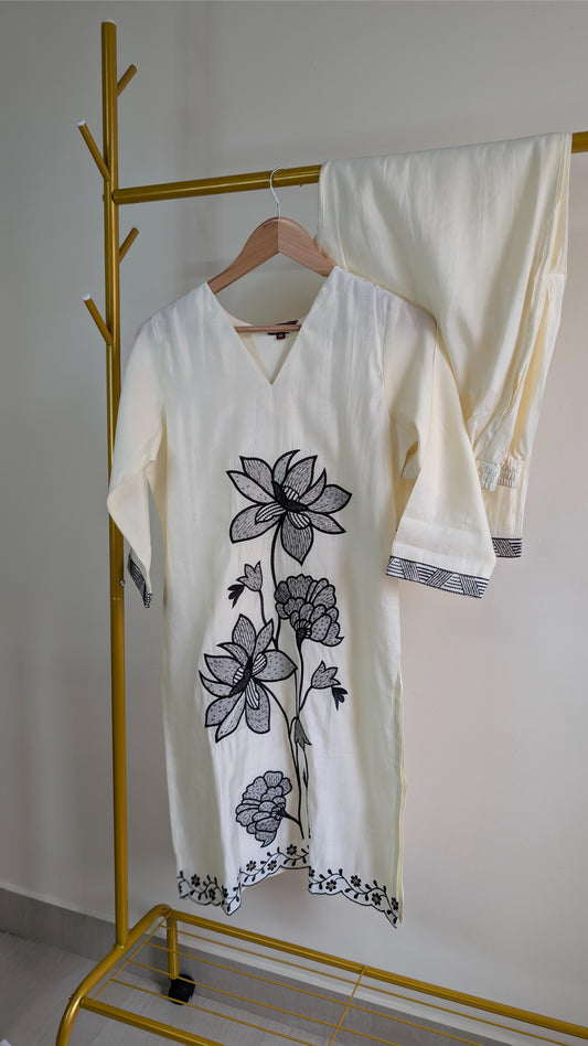 Elegant Off-White Co-Ord Set with Black Floral Embroidery – Casual & Office Wear (AC00005)