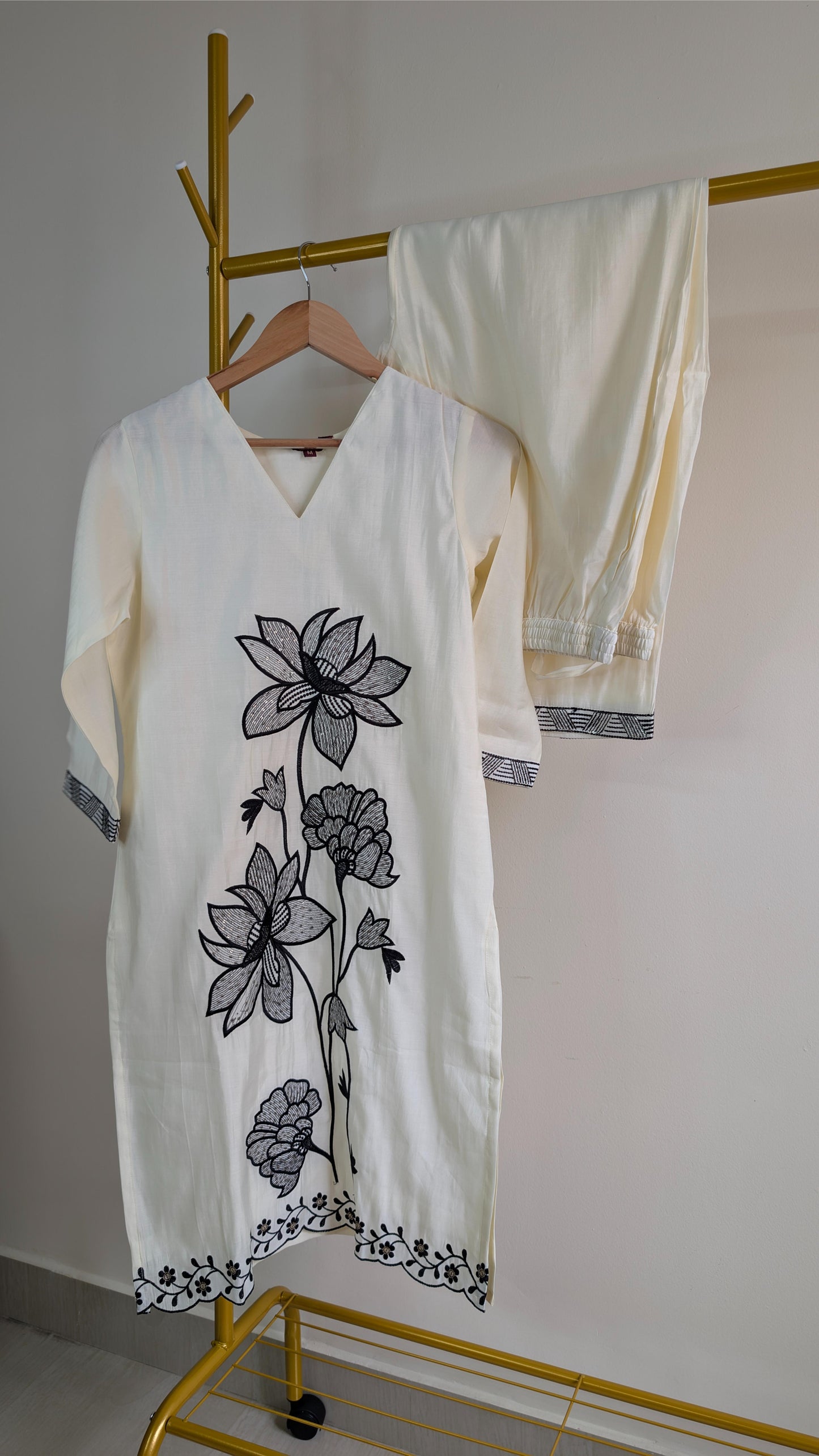 Elegant Off-White Co-Ord Set with Black Floral Embroidery – Casual & Office Wear (AC00005)