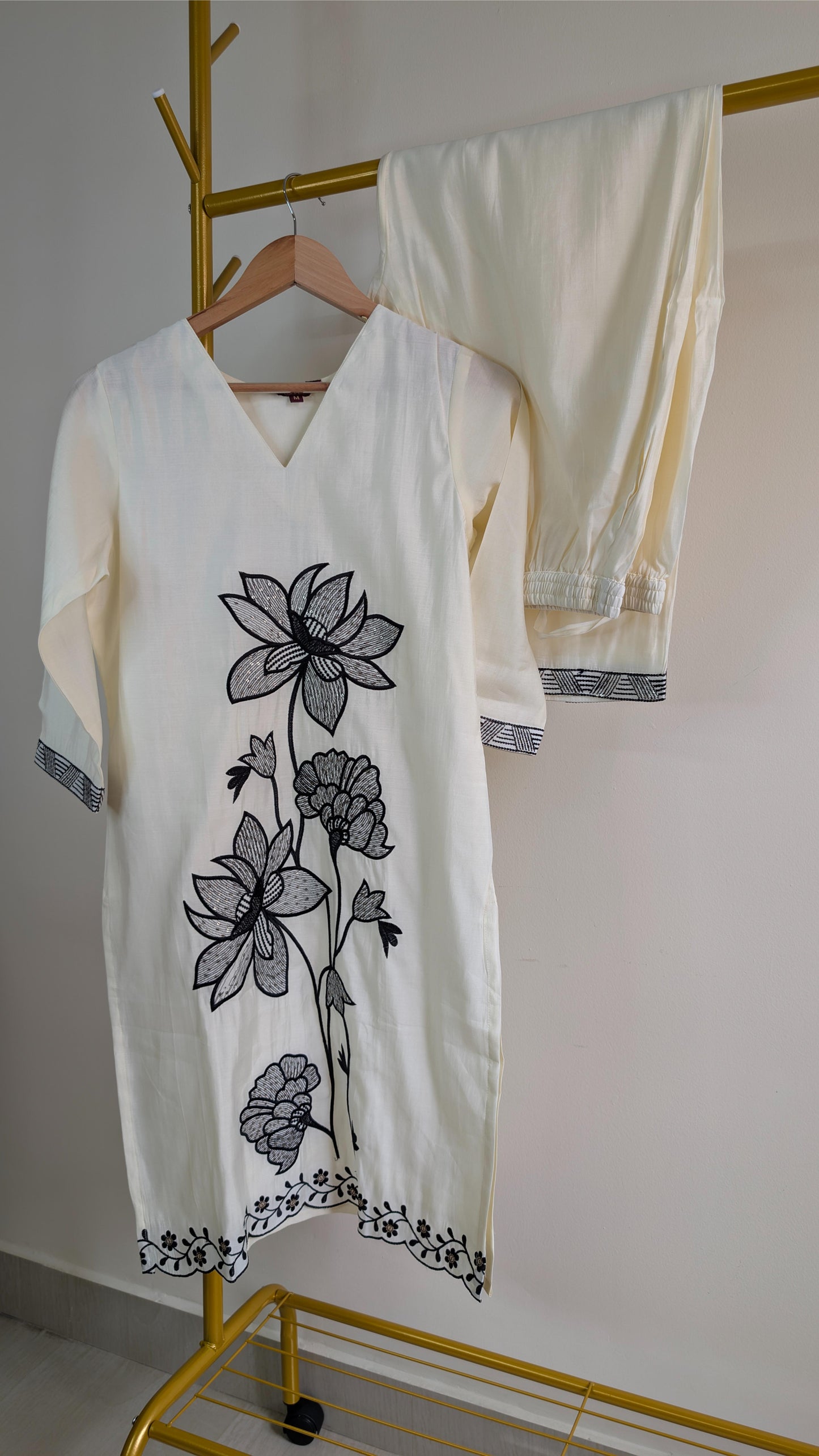 Elegant Off-White Co-Ord Set with Black Floral Embroidery – Casual & Office Wear (AC00005)