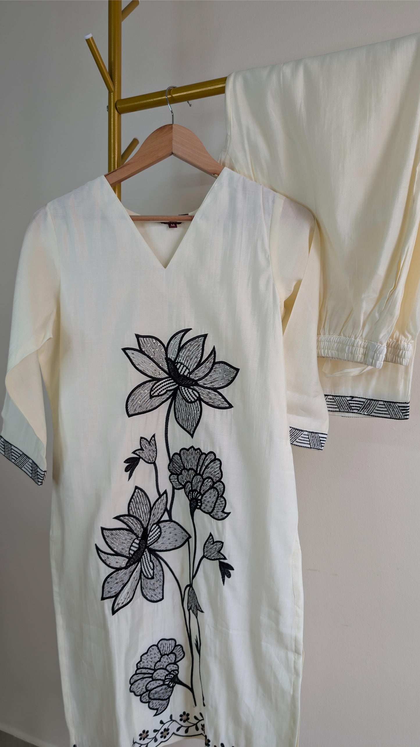 Elegant Off-White Co-Ord Set with Black Floral Embroidery – Casual & Office Wear (AC00005)