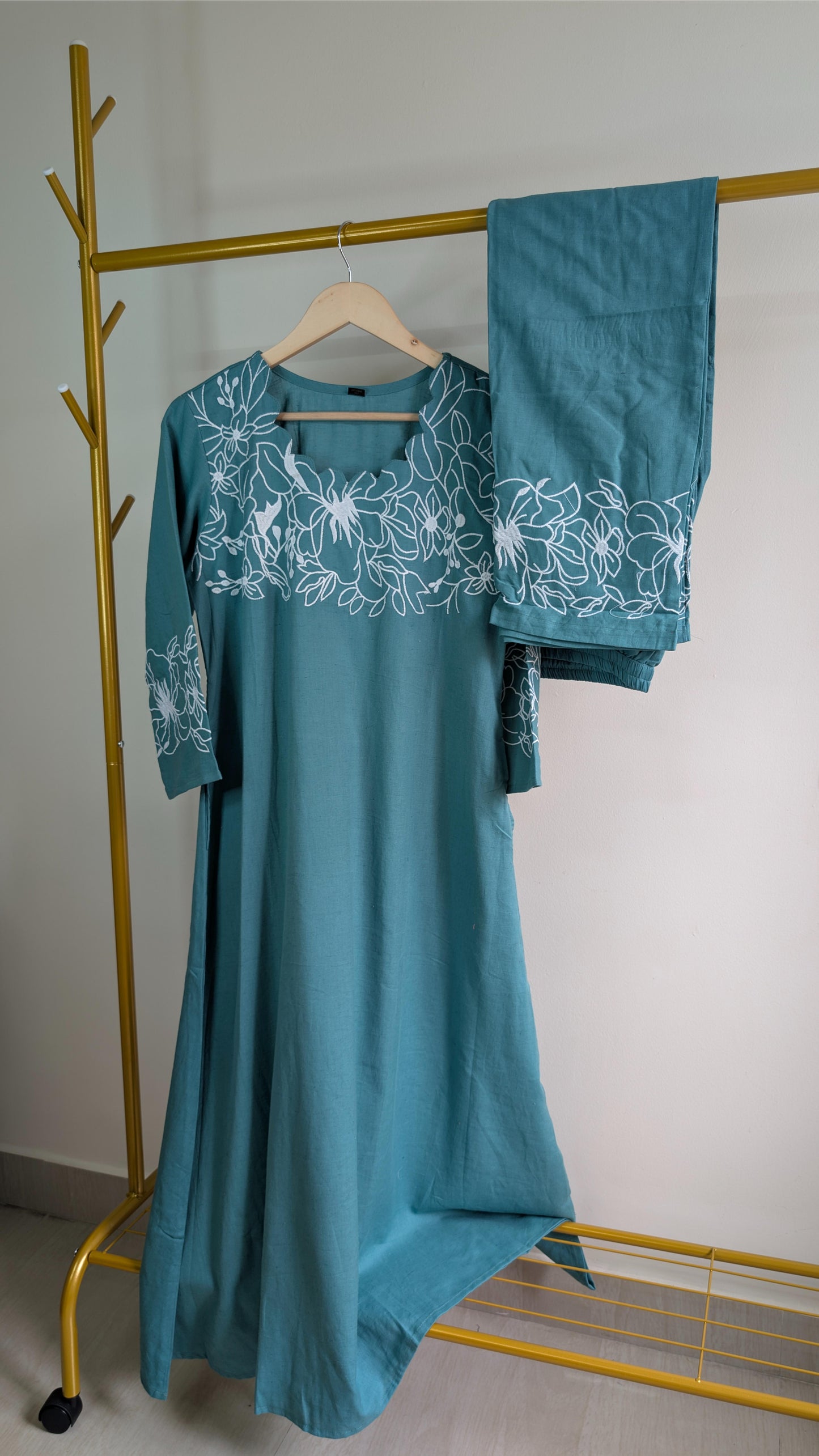 Elegant Embroidered Cotton Kurti Set – Bottle Green, Mauve Pink & Beige (AC00032)