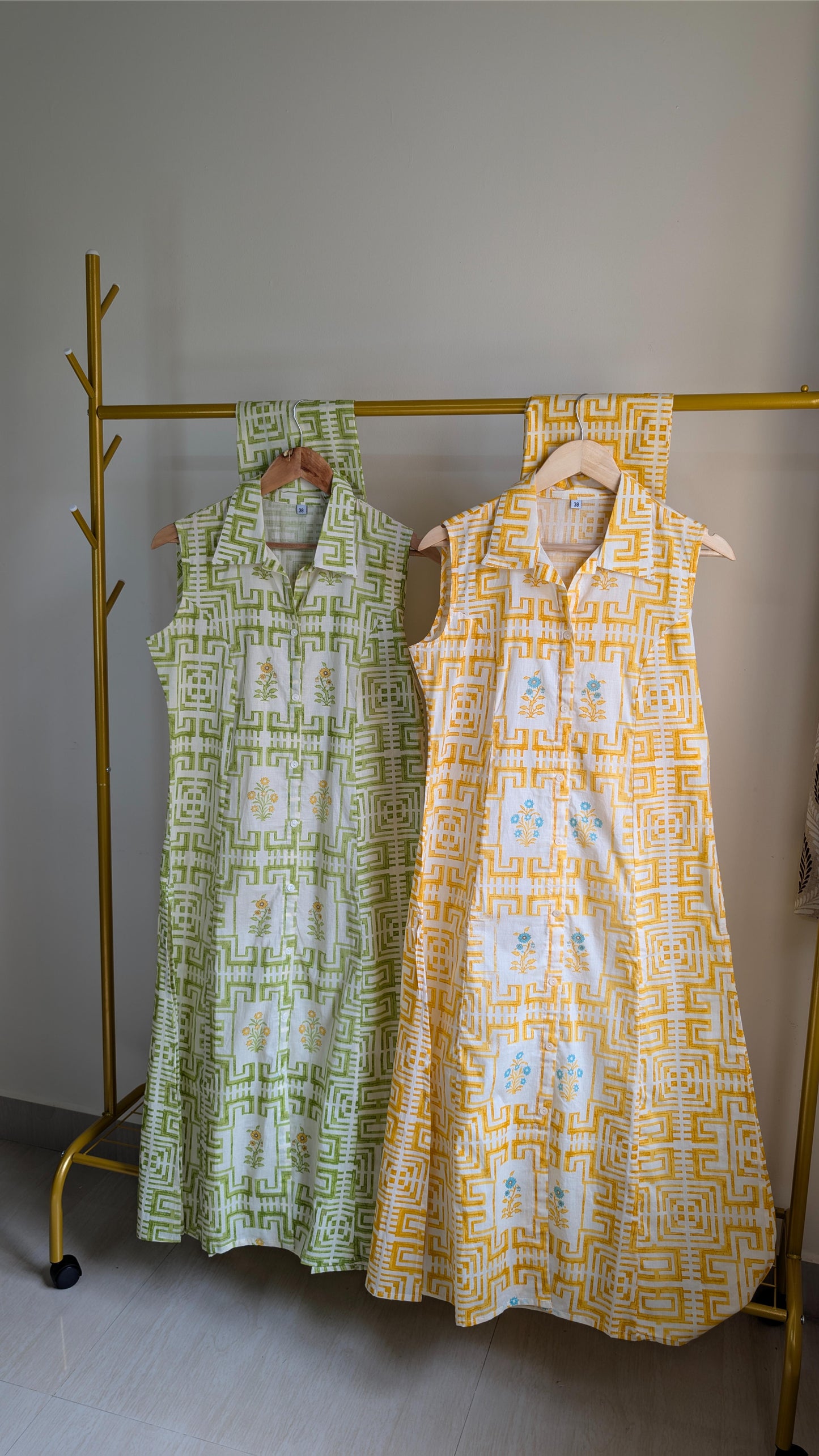 Handblock Printed Cotton A-Line Kurti Set with Attached Sleeves (AC00033)