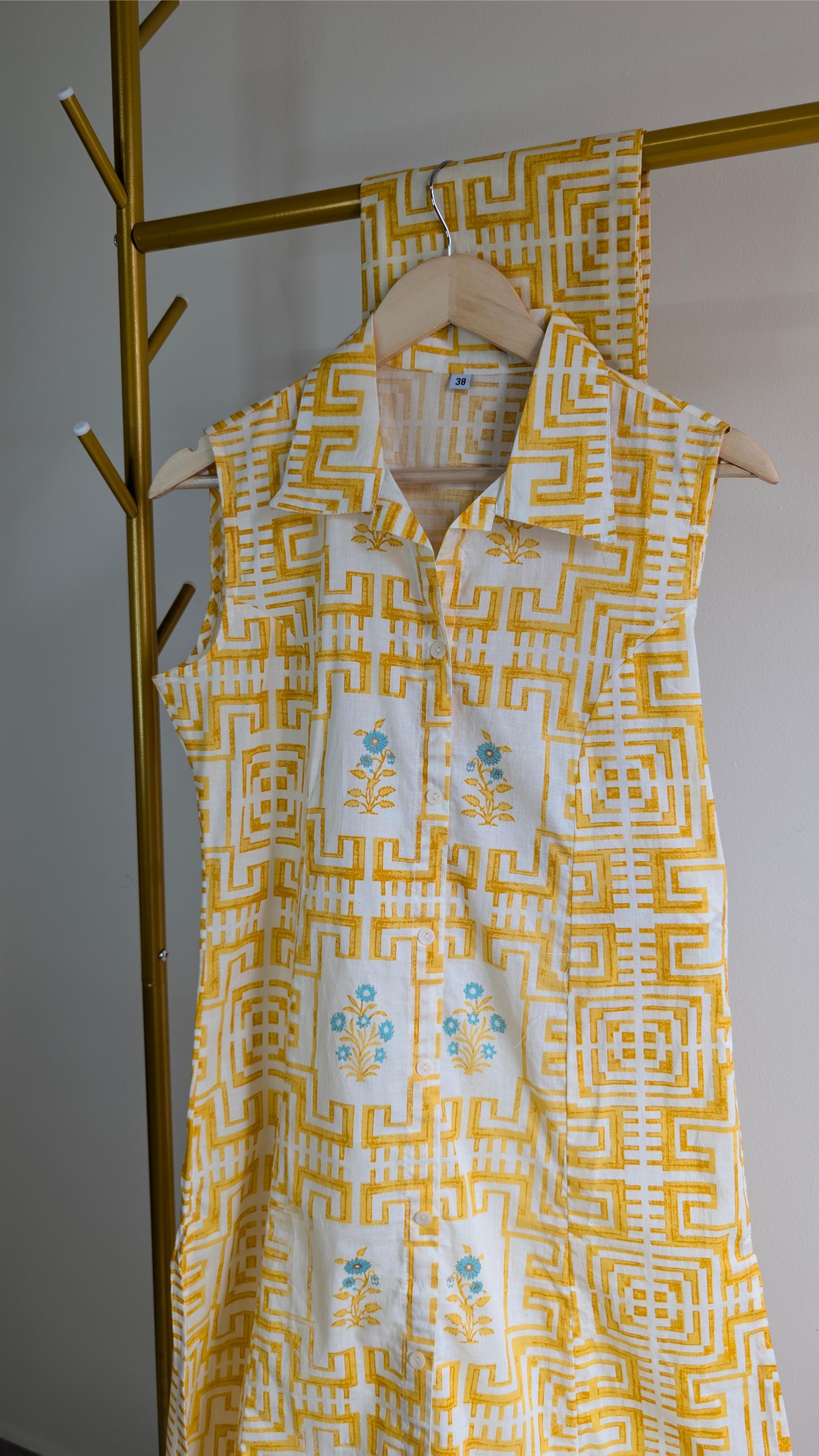 Handblock Printed Cotton A-Line Kurti Set with Attached Sleeves (AC00033)