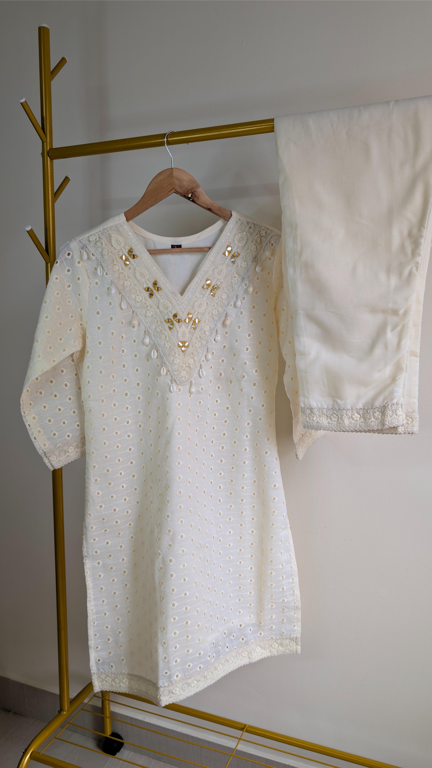 Elegant Off-White Co-Ord Set (AC00044)