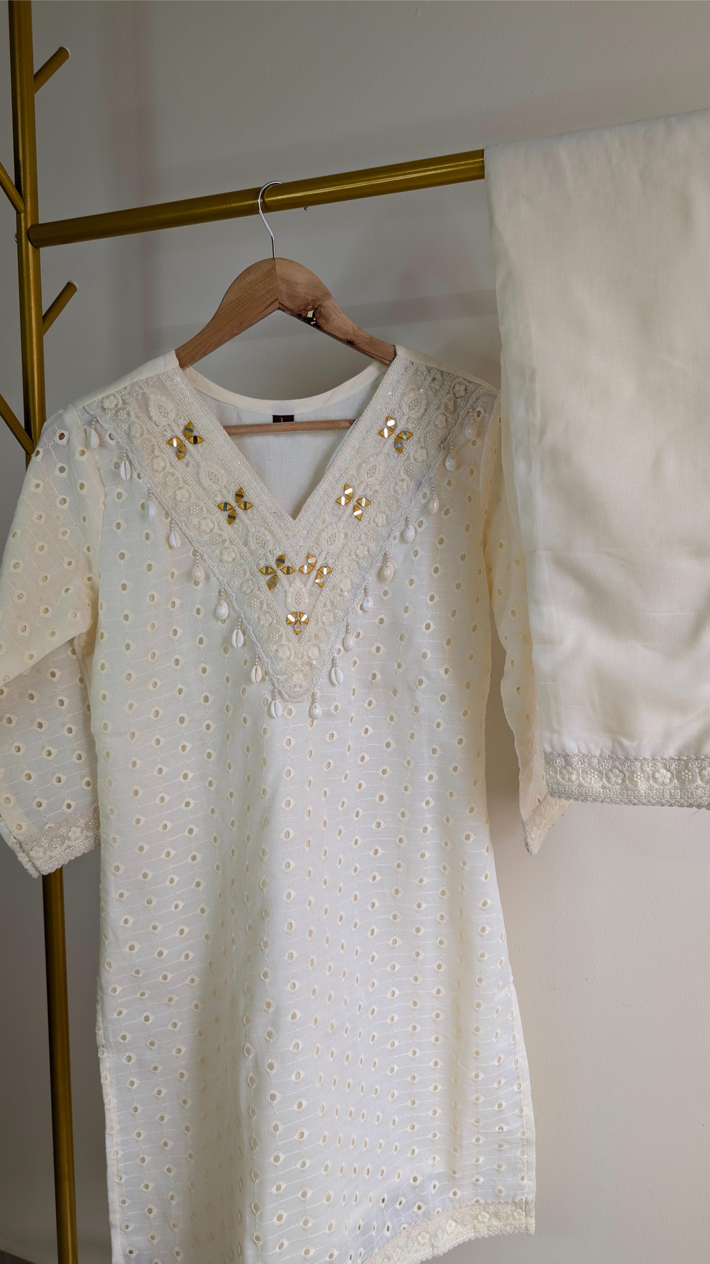 Elegant Off-White Co-Ord Set (AC00044)