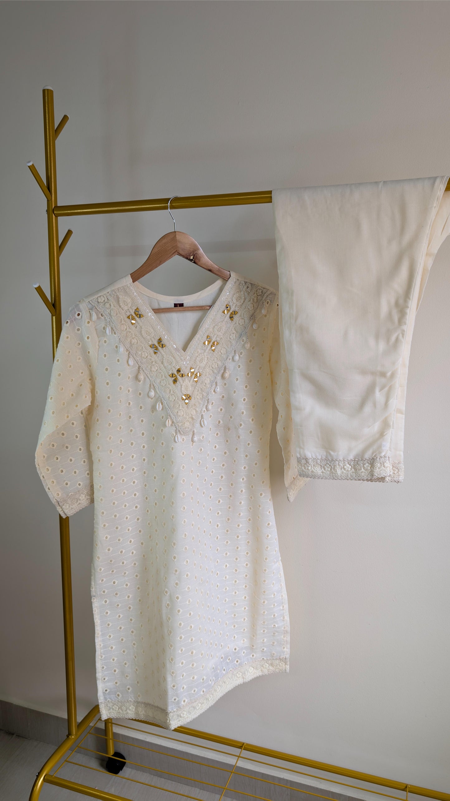 Elegant Off-White Co-Ord Set (AC00044)