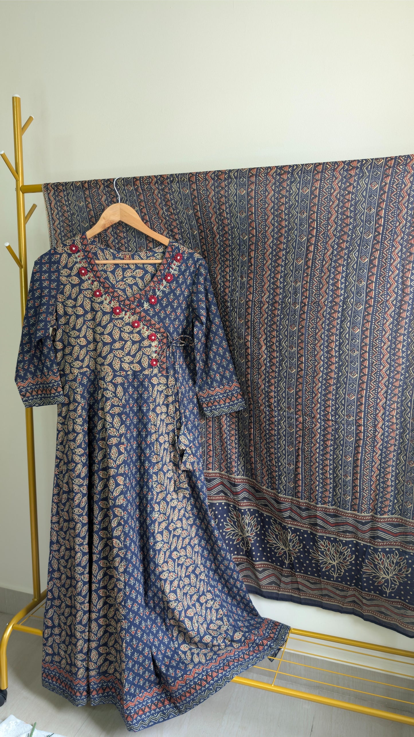 Handblock Printed Cotton Anarkali Kurti with Dupatta – Red & Blue (AC00043)