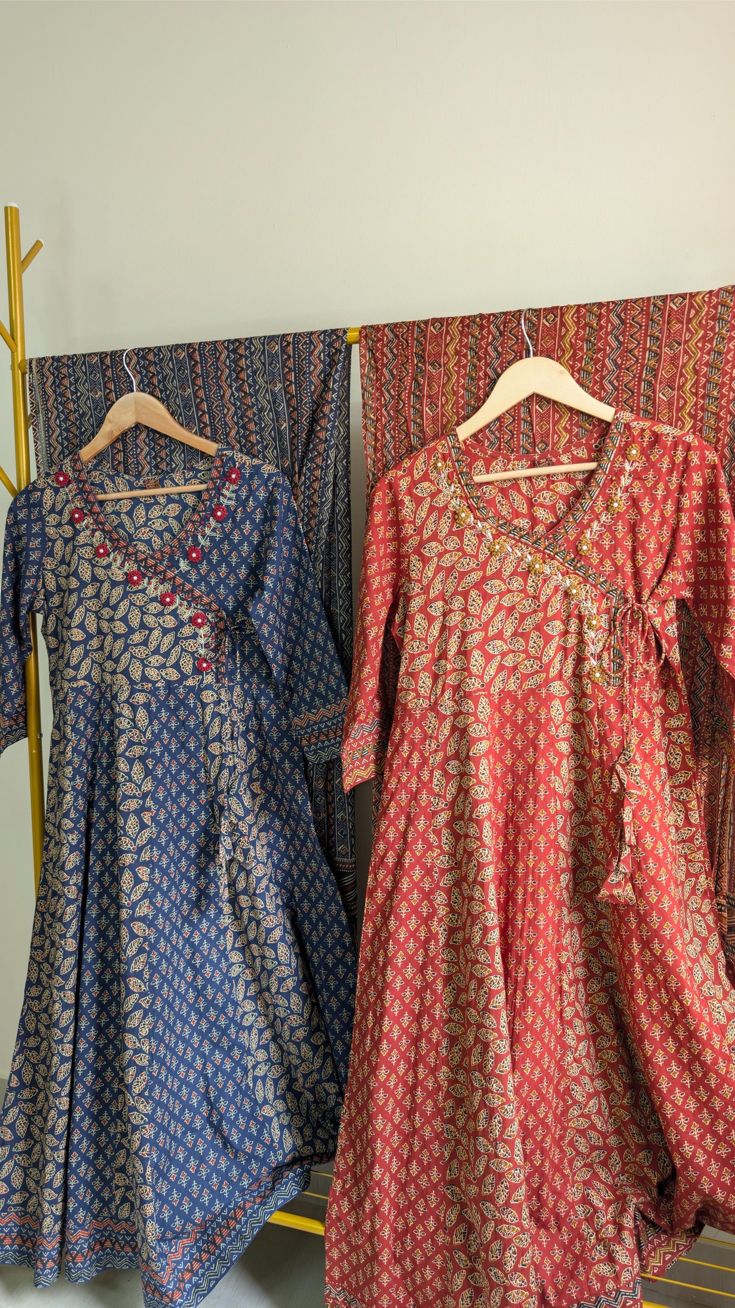 Handblock Printed Cotton Anarkali Kurti with Dupatta – Red & Blue (AC00043)