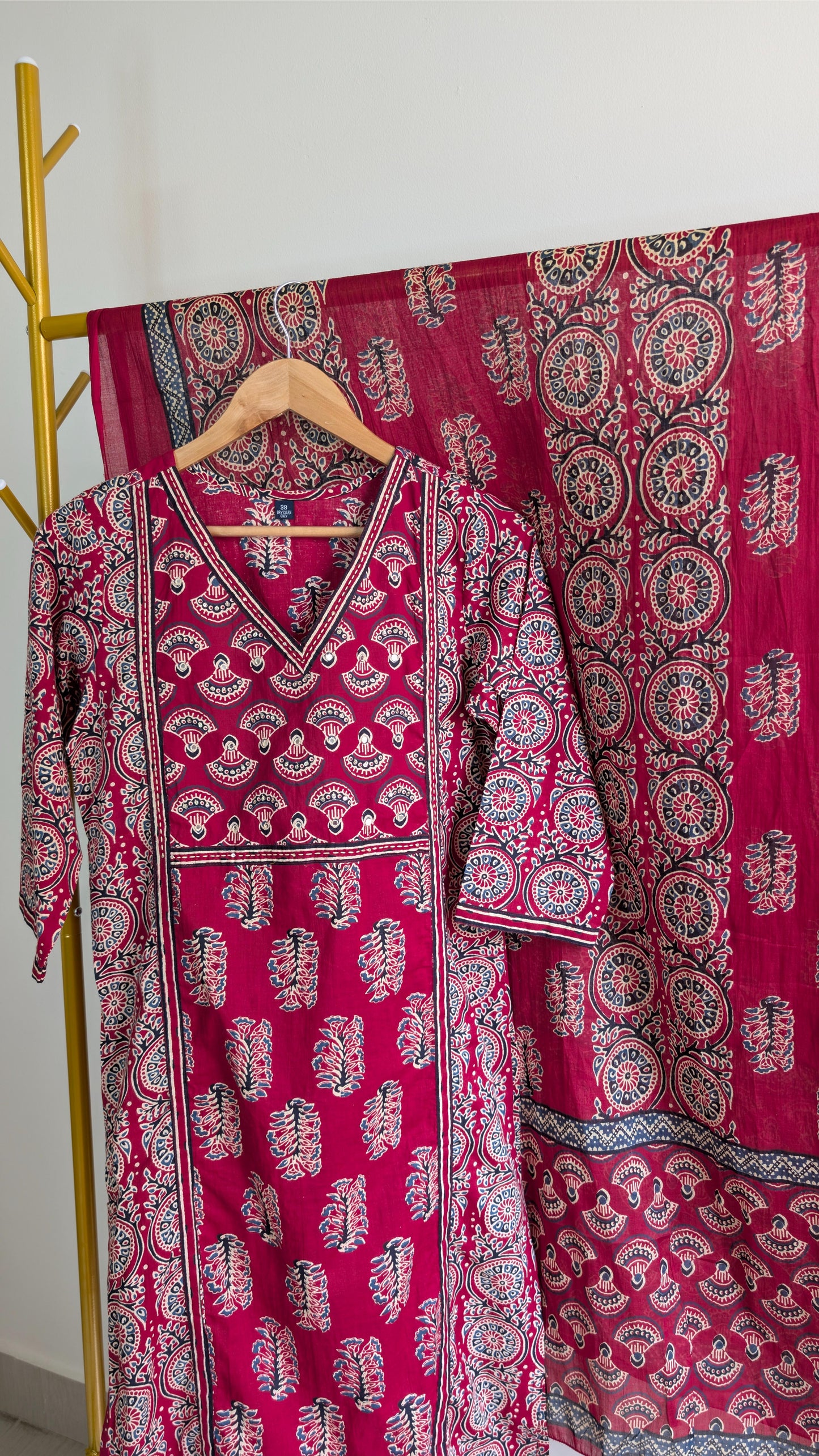 Elegant Maroon Ajrakh Print Cotton Kurta Set with Dupatta – Traditional Hand Block Design (AC00040)