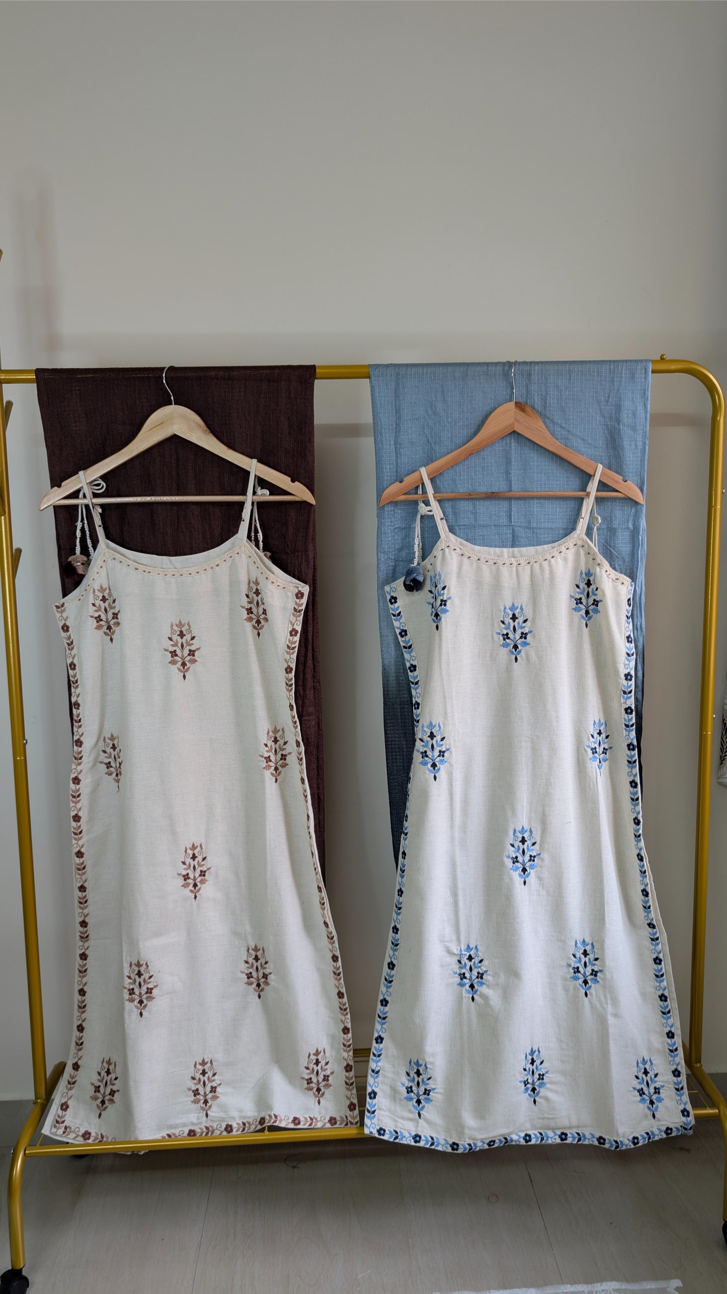 Handcrafted Sleeveless Cotton Dresses with Dupatta – Boho Chic Ethnic Wear (AC00028)