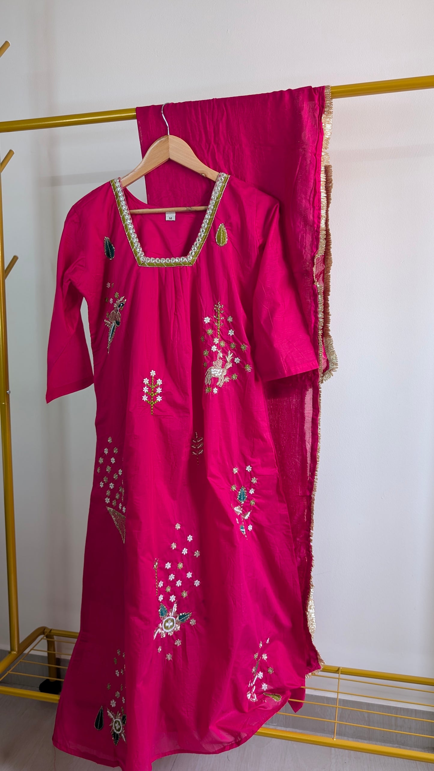 Elegant Mul Chanderi 3-Piece Set – Intricate Embroidered Kurta & Dupatta (AC00045)