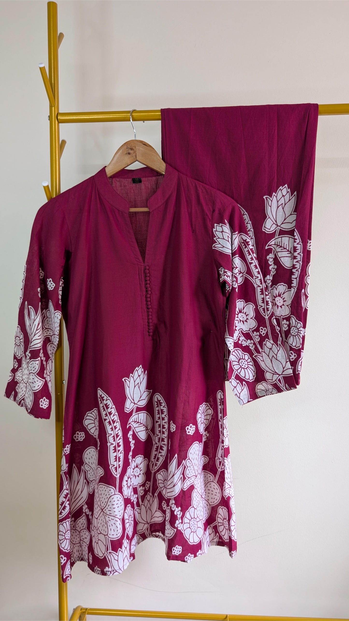 Elegant Maroon Cotton Co-ord Set with White Floral Print – Comfortable Ethnic Wear (AC00050)