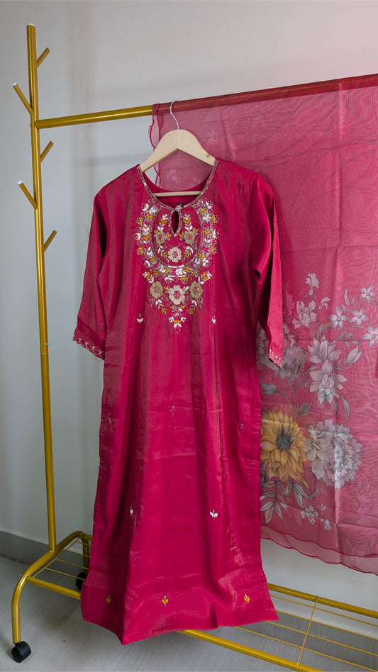 Designer Reddish Pink Embroidered 3-Piece Kurta Set with Floral Dupatta | Festive & Party Wear (AC00054)