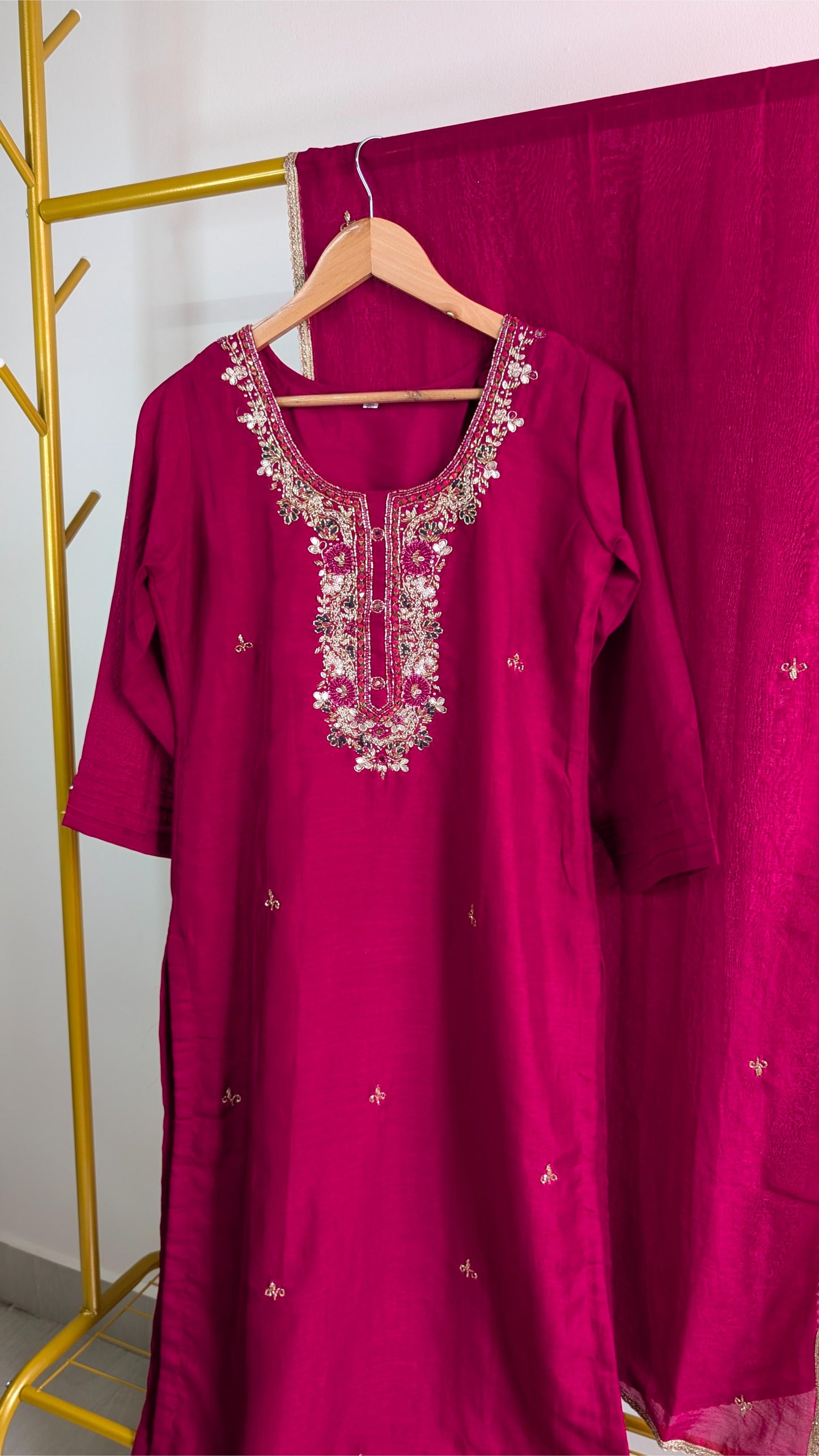 Elegant Magenta Embroidered 3-Piece Kurti Set for Women – Festive & Party Wear (AC00056)
