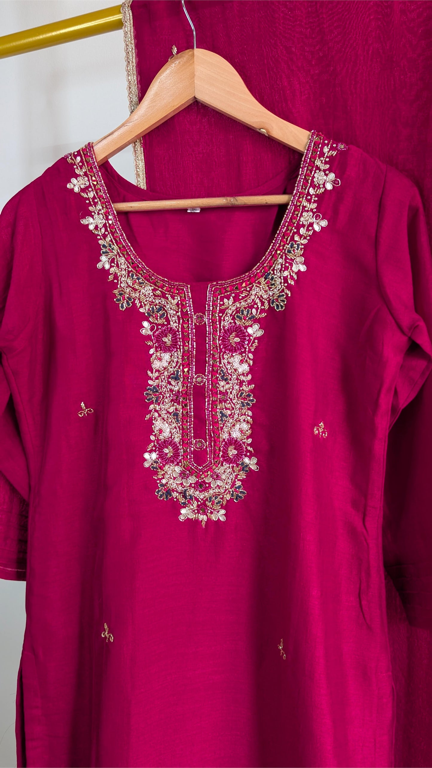 Elegant Magenta Embroidered 3-Piece Kurti Set for Women – Festive & Party Wear (AC00056)