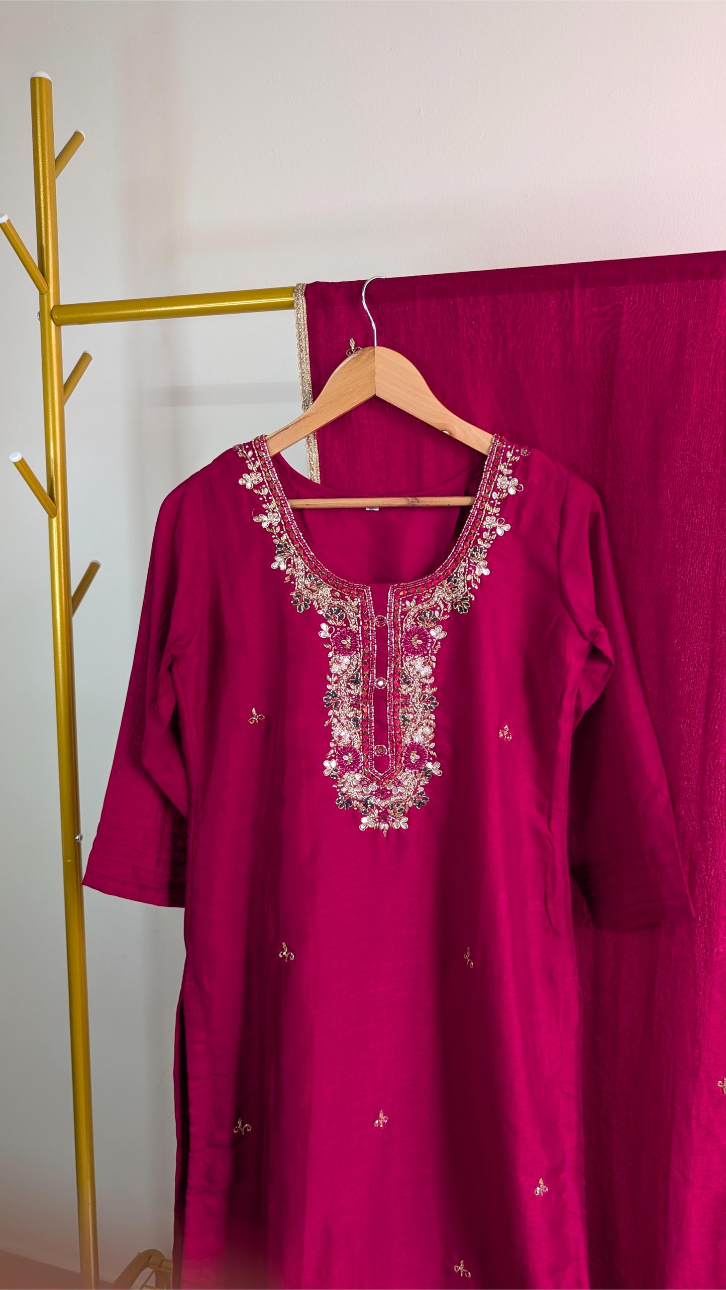 Elegant Magenta Embroidered 3-Piece Kurti Set for Women – Festive & Party Wear (AC00056)